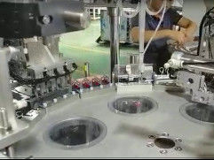 Καλή τιμή. Lodine Mini Cap Απολύμανση Cap Assembly Machine μπορεί να προσαρμοστεί σύμφωνα με τις απαιτήσεις των πελατών, κατασκευασμένο από ανοξείδωτο χάλυβα, εξοπλισμό καλής ποιότητας σε απευθείας σύνδεση