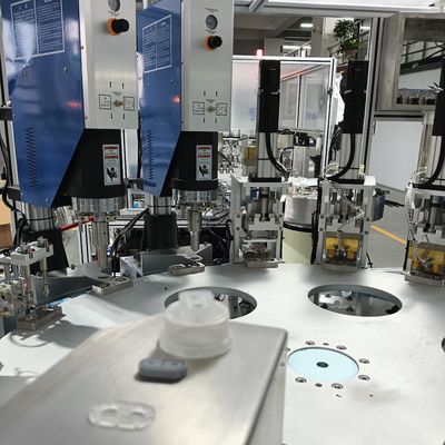 Καλή τιμή. Αυτοματοποιημένη μηχανή συγκόλλησης για κάλυψη ταινίας Ελέγχος PLC λειτουργία πολυγλωσσικής οθόνης σε απευθείας σύνδεση