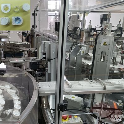 Καλή τιμή. Προσαρμόσιμη μηχανή συναρμολόγησης καπακιού μπουκαλιού χαρτιού γάλακτος για αυτόματη μηχανή κάλυψης ελικοπτέρου σε απευθείας σύνδεση