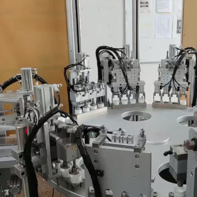 Καλή τιμή. 220V Voltage Desiccant Cap Assembly Machine with 100% Qualification Check and Vibrating Feeder for Pharmaceutical Use σε απευθείας σύνδεση