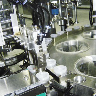 Καλή τιμή. High Efficiency Euro Cap Assembly Machine with 99% Qualified Rate 95% Operation Rate and Adjustable Speed σε απευθείας σύνδεση